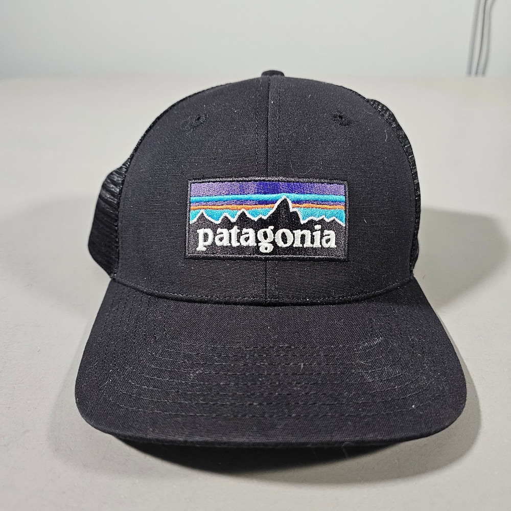 Patagonia Trucker Hat Unisex OS Black P-6 Logo Mesh Snapback Cap